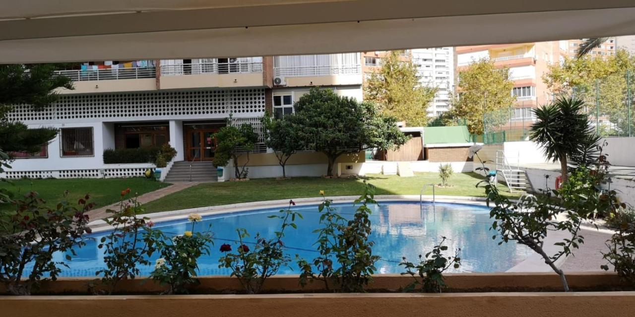 Apartamento Turistico La Pinta Planta 18 Бенидорм Екстериор снимка